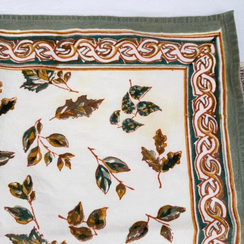 Pomegranate Cloth Napkins Set of 4 Leaf Foliage Print Fall Table Decor Cotton